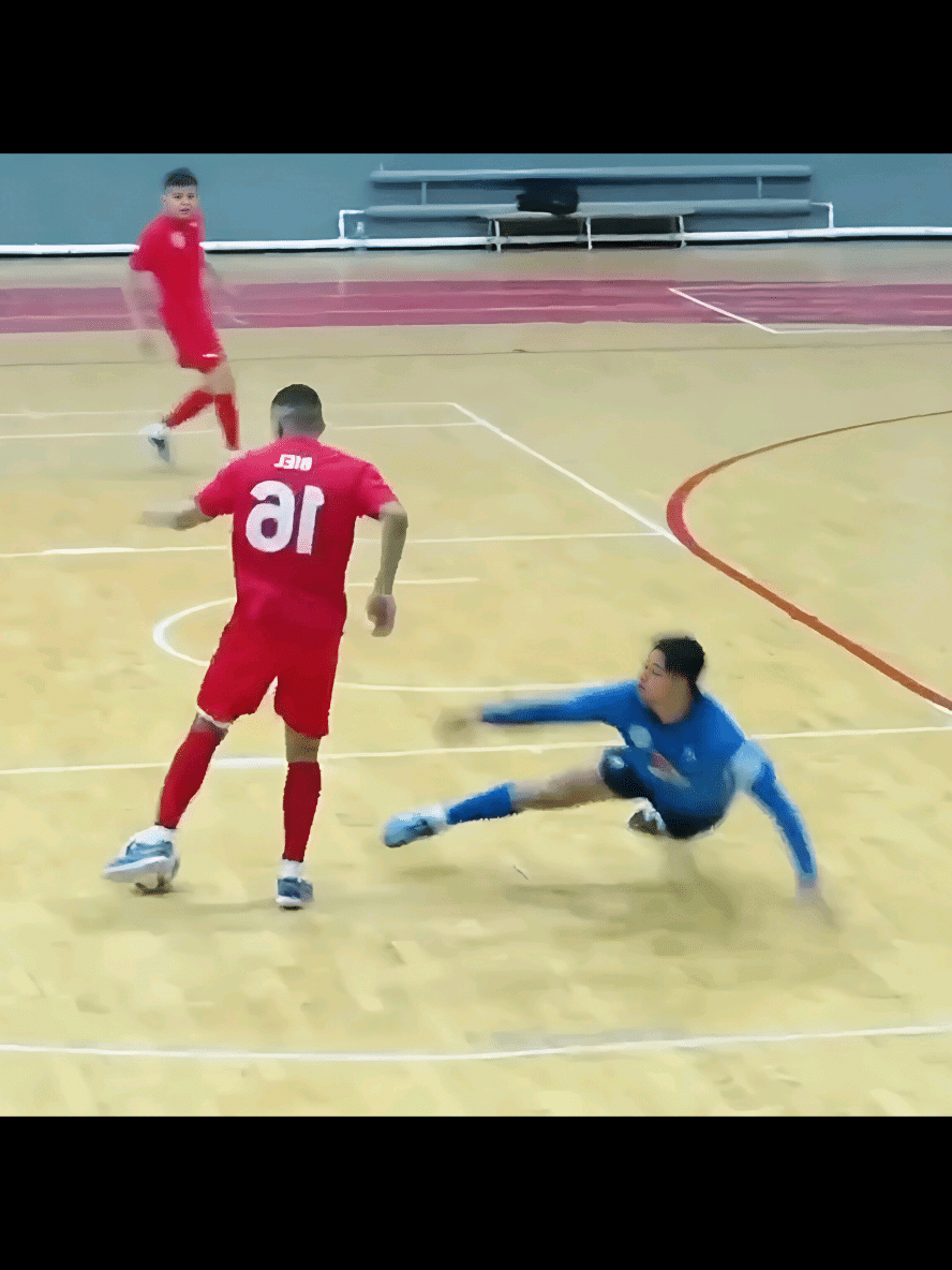 , Football: Compétences …
|Tik Tok