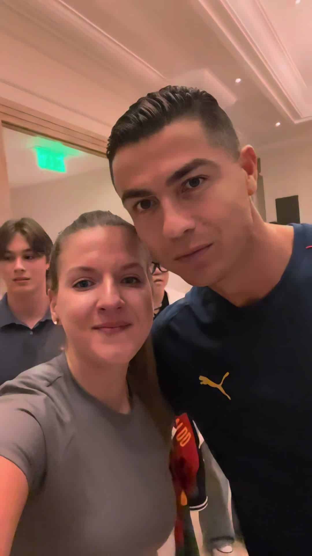 , Football: Valóra Vált à Legnagyobb Alomom! Találkoztam Cristiano Ronaldoval! …
|Tik Tok
